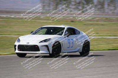 media/Mar-29-2025-Speed Ventures (Sat) [[9900210f0d]]/Purple/Grid and Front Straight/